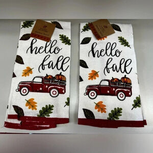 ⭐️New with tags ⭐️ “Hello Fall” Kitchen Towels